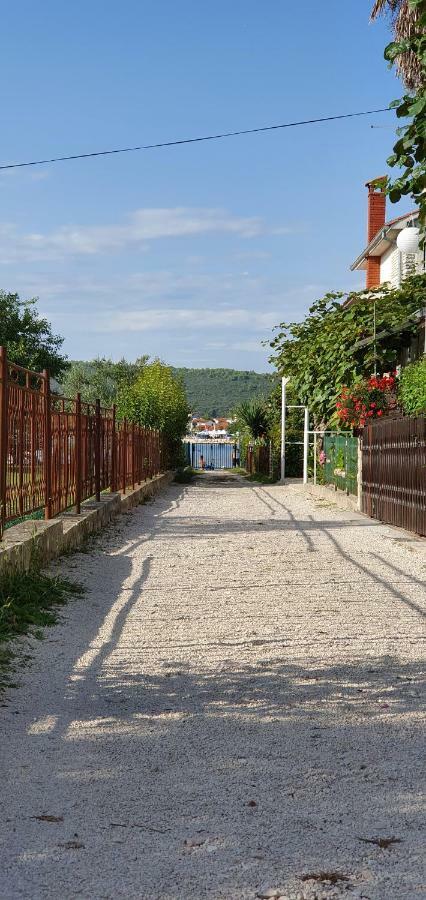 Apartman Suky Sukošan 외부 사진
