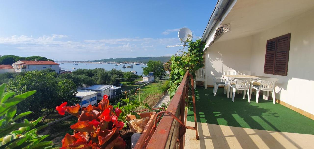 Apartman Suky Sukošan 외부 사진